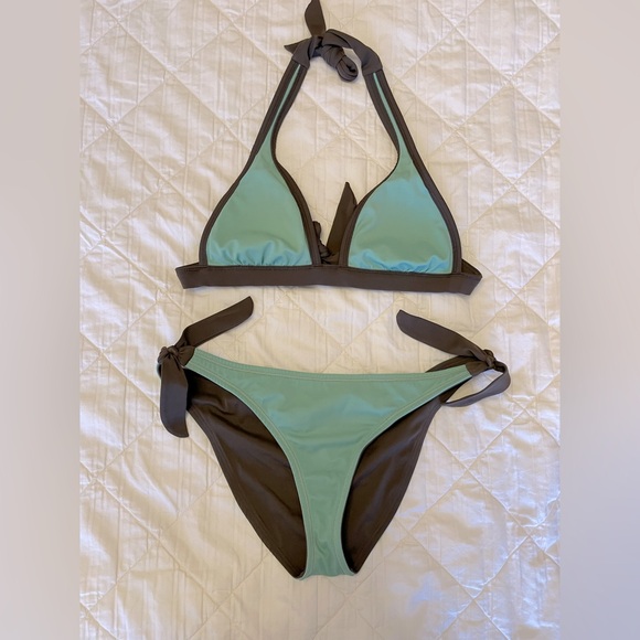 Oakley Brown and Green Reversible Bikini Set - Picture 3 of 3